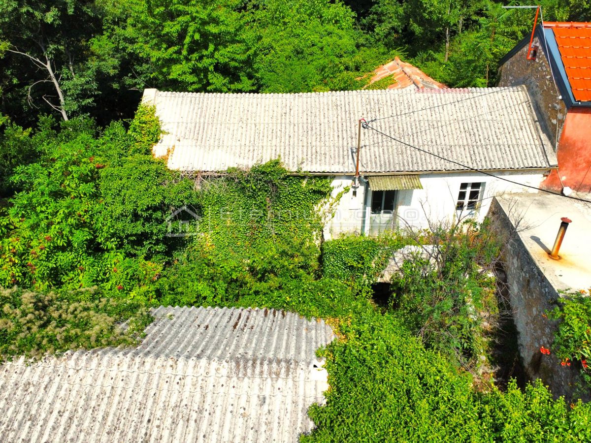 Zemljišče z hižami, Bribir, Vinodolska Općina, 1.471m2