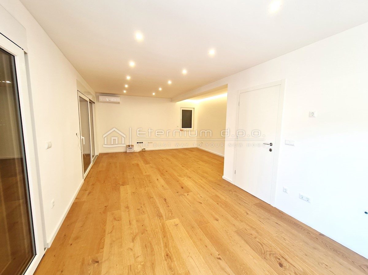 Hiša Crikvenica, 350m2
