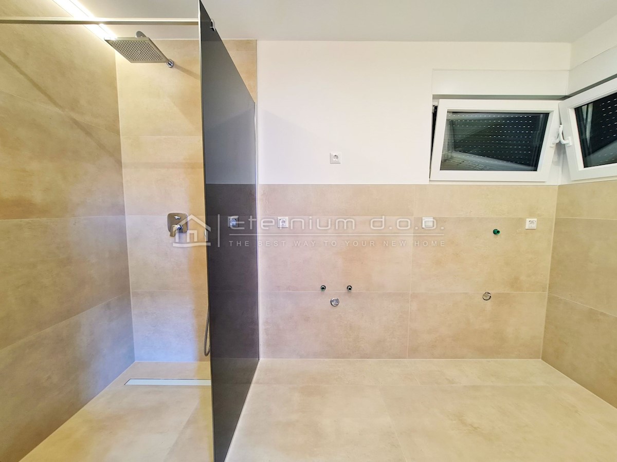 Hiša Crikvenica, 350m2