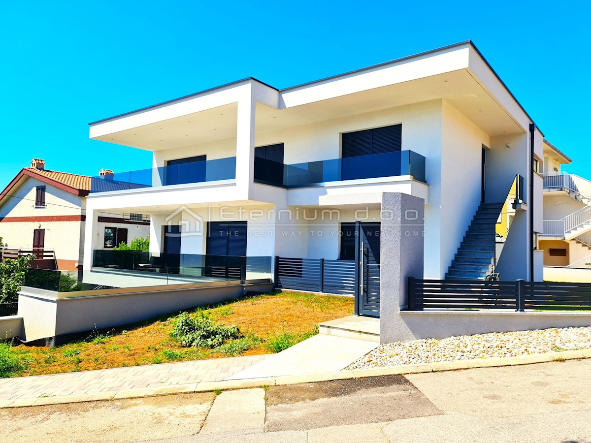 Hiša Crikvenica, 350m2