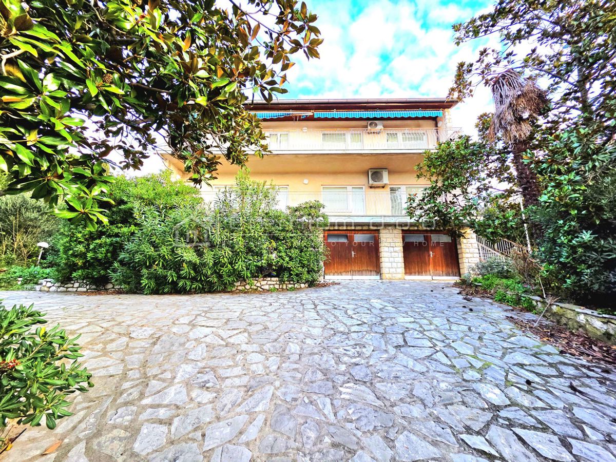 Hiša Selce, Crikvenica, 300m2