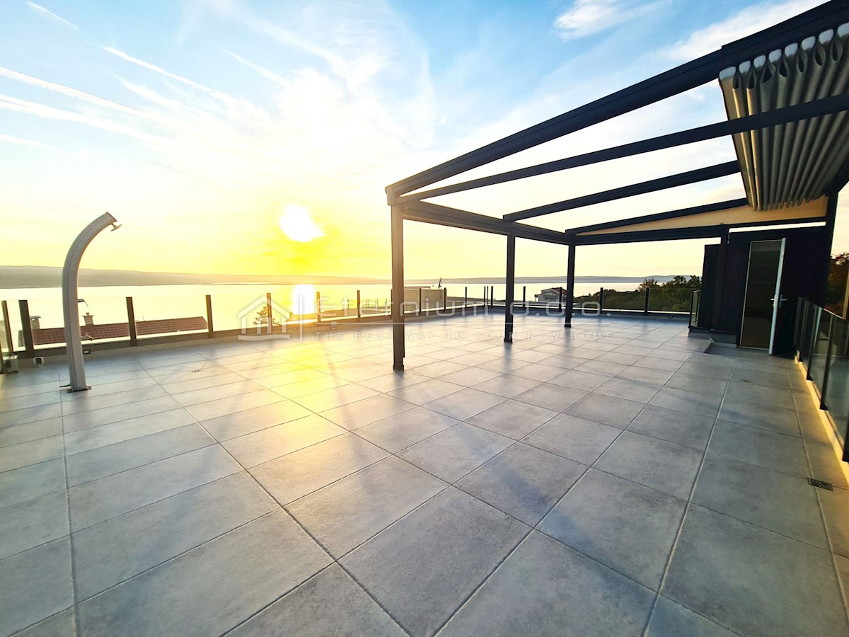 Stanovanje Dramalj, Crikvenica, 180m2