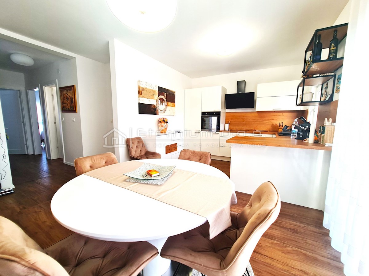 Stanovanje Dramalj, Crikvenica, 180m2