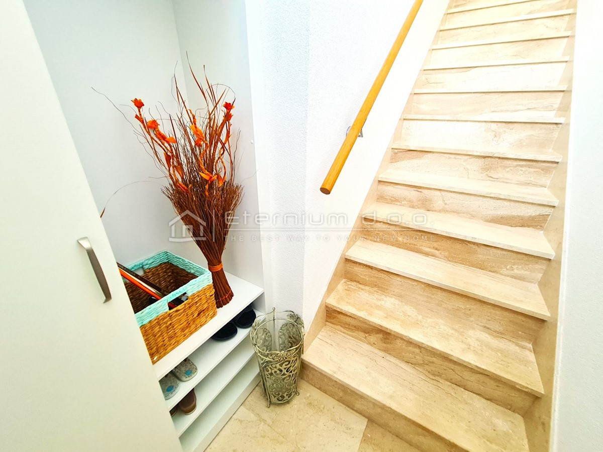 Stanovanje Dramalj, Crikvenica, 180m2