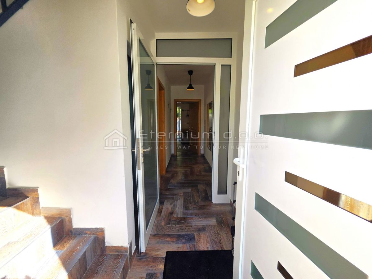 Hiša Novi Vinodolski, 230m2
