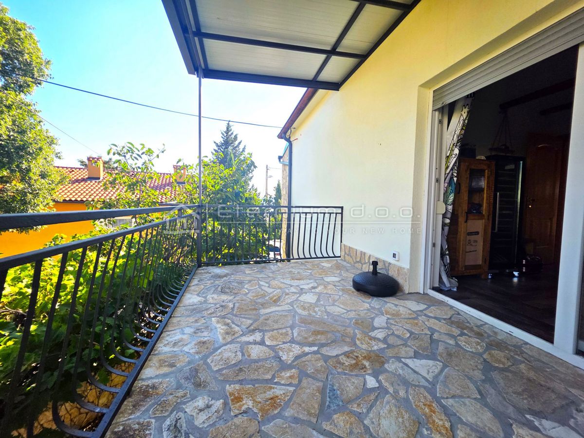 Hiša Novi Vinodolski, 230m2