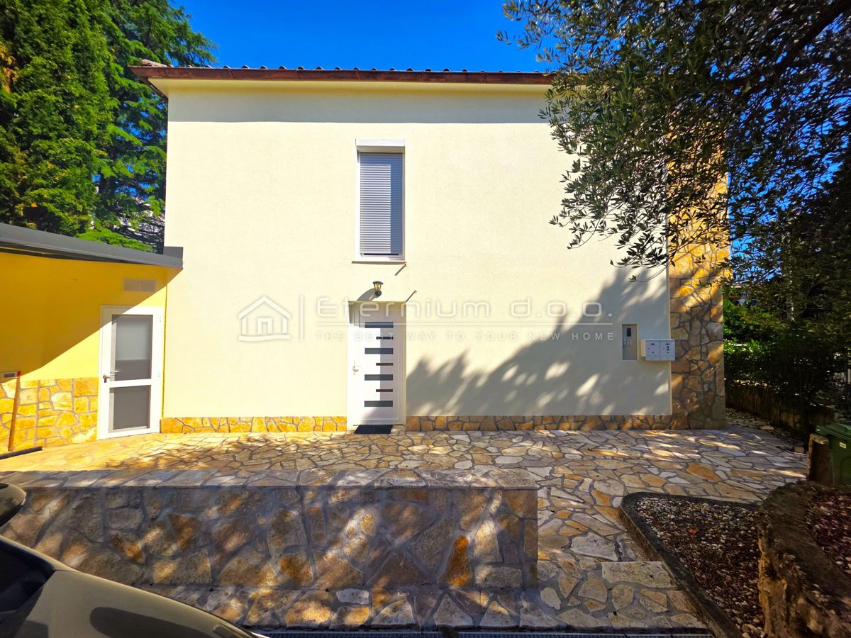 Hiša Novi Vinodolski, 230m2