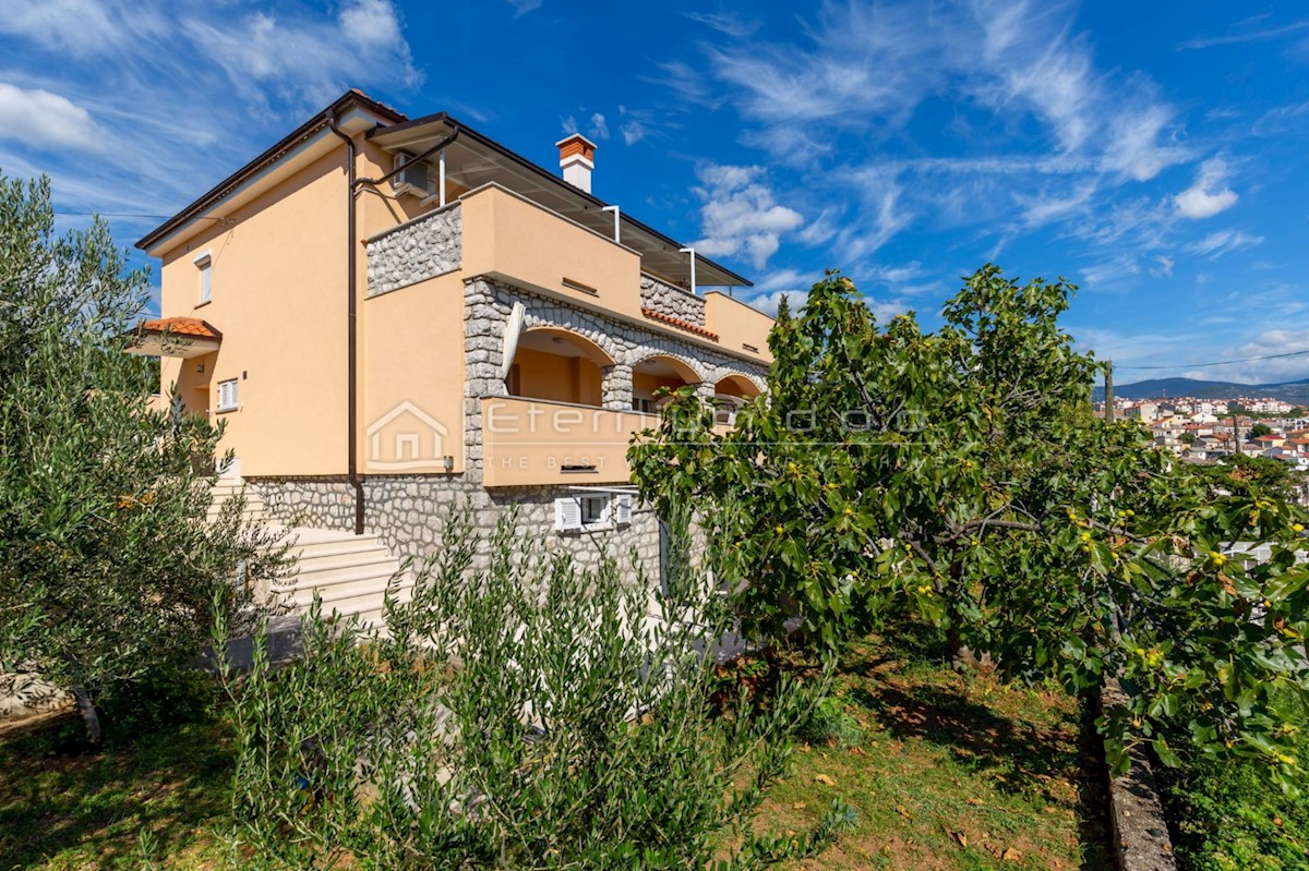 Hiša Novi Vinodolski, 300m2