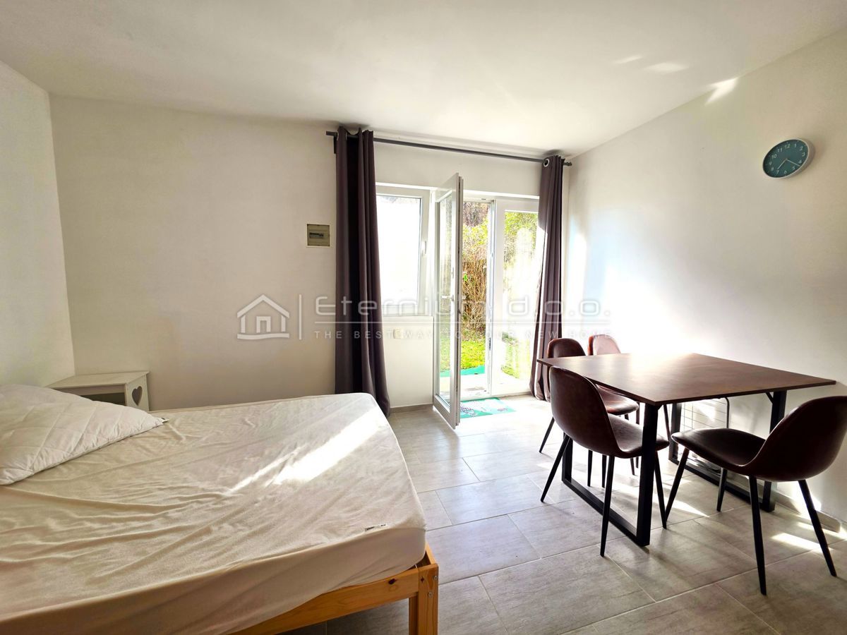 BREGI NAD OPATIJO – POGLED NA MORJE – DOM IN INVESTICIJA V ENEM