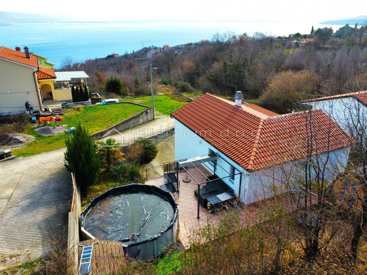 BREGI NAD OPATIJO – POGLED NA MORJE – DOM IN INVESTICIJA V ENEM