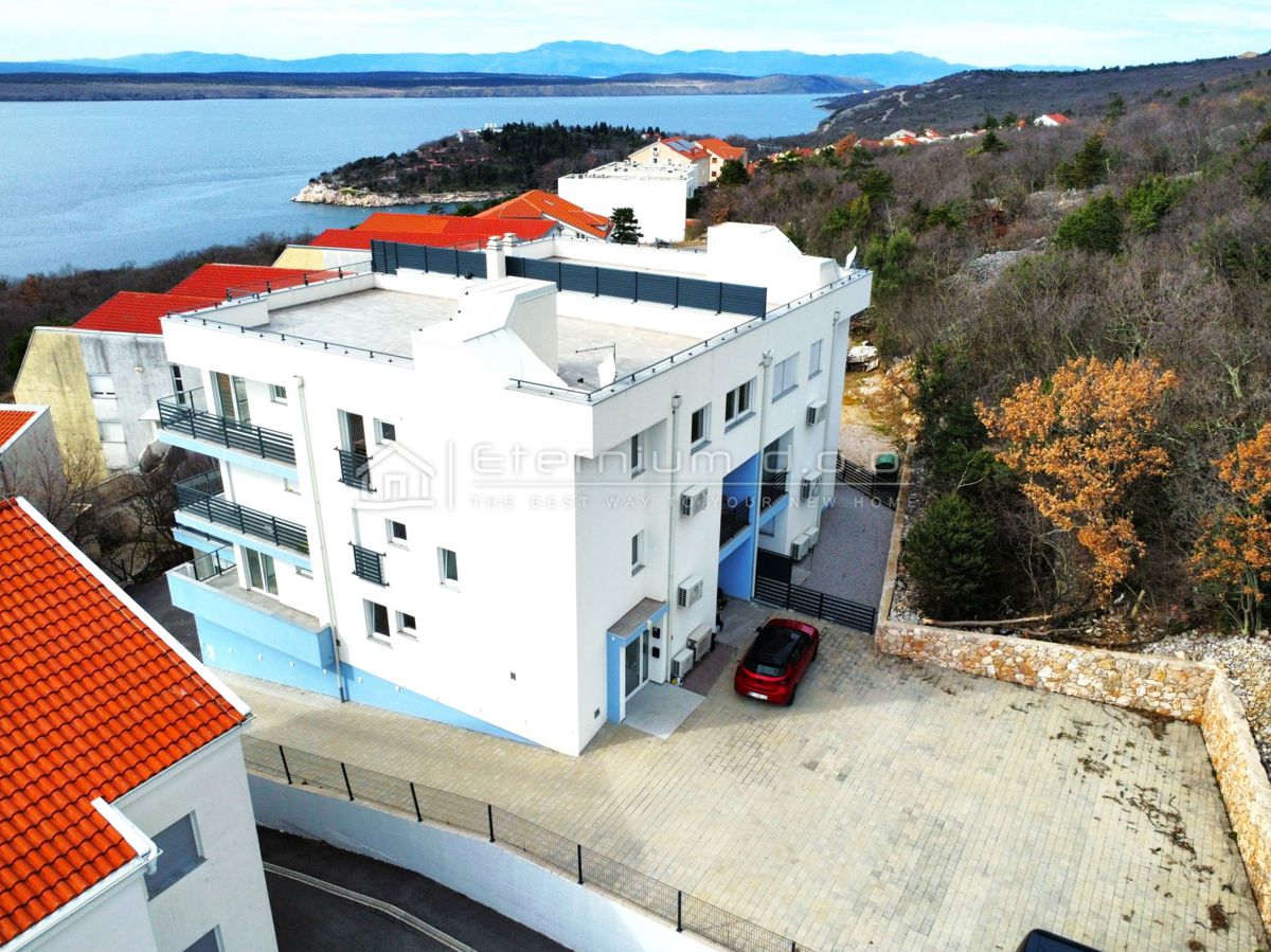 DRAMALJ – LUKSUZEN PENTHOUSE + 140 m² KROVNE TERASE – PANORAMA MORJA