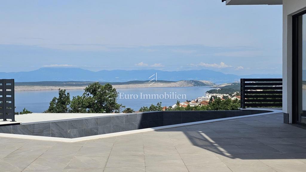 Crikvenica hiša z bazenom