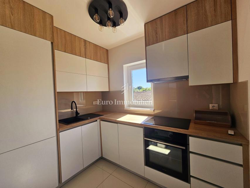 Sodoben apartma na odlični lokaciji - Malinska