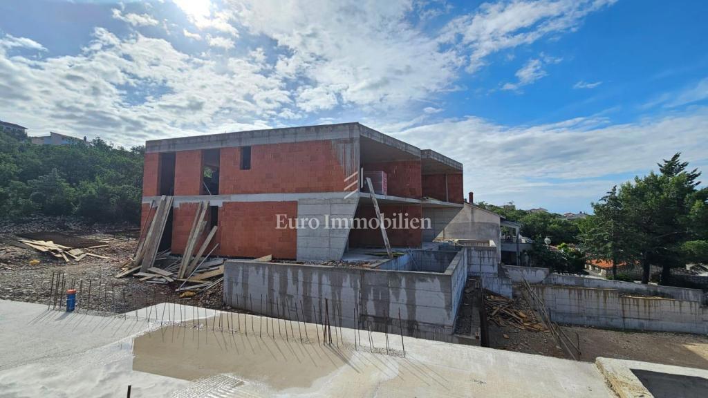 Jadranovo, moderna hiša dvojček z bazenom v Roh Bau