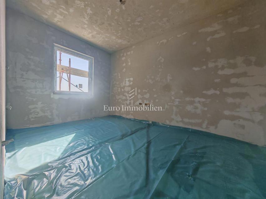 Apartma v Novem Vinodolskem, novogradnja s pogledom na morje