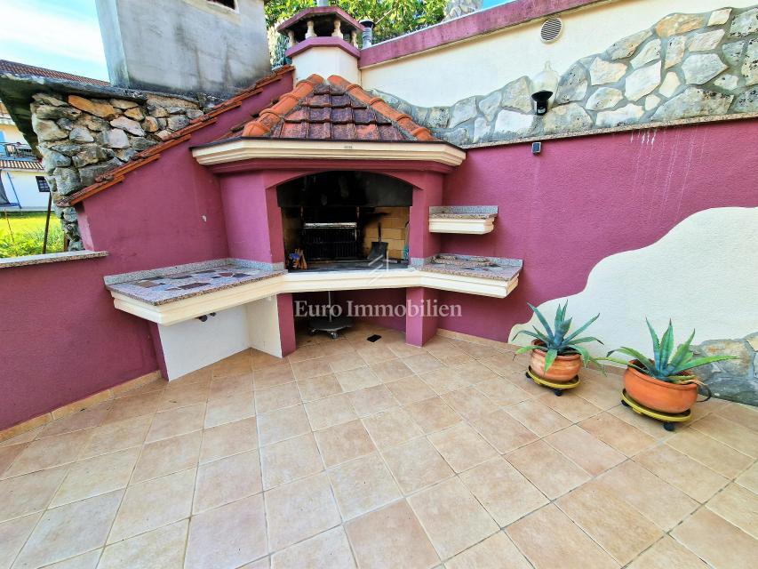 Top lokacija - dva apartmaja v bližini plaže!