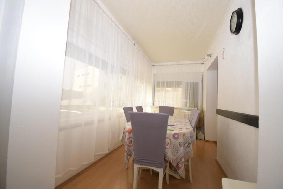 Podsolarsko - apartma v bližini plaže