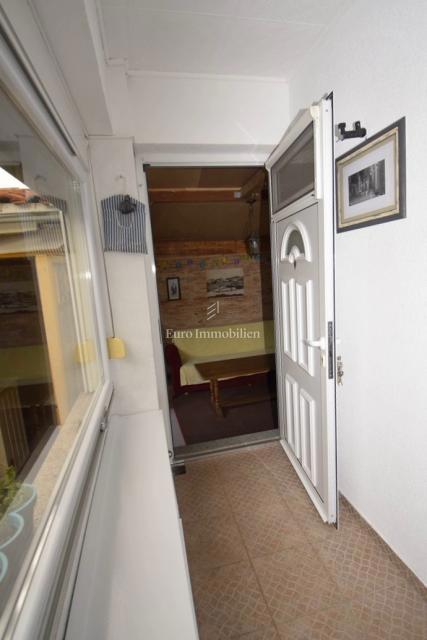 Podsolarsko - apartma v bližini plaže