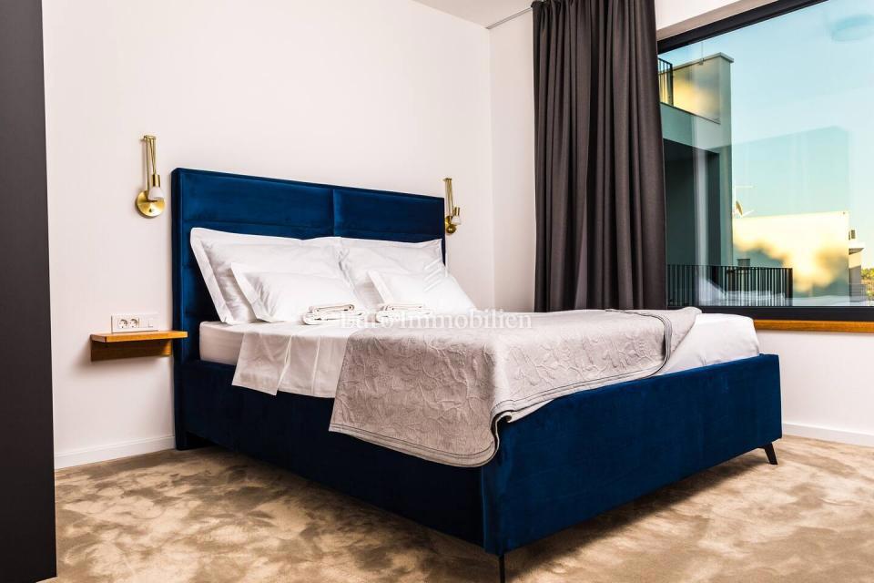 Vir, urbana apartmajska vila z bazenom