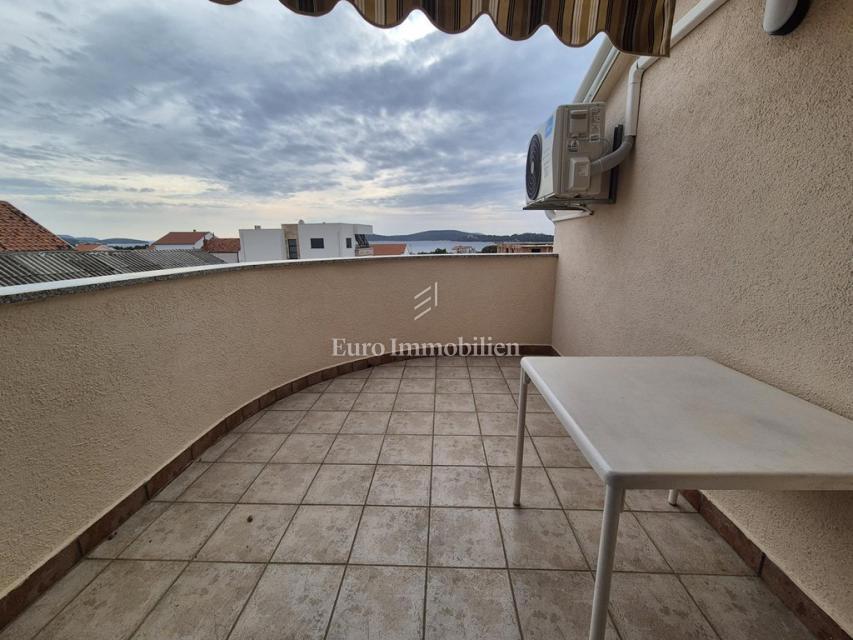 Vodice - apartma s pogledom na morje