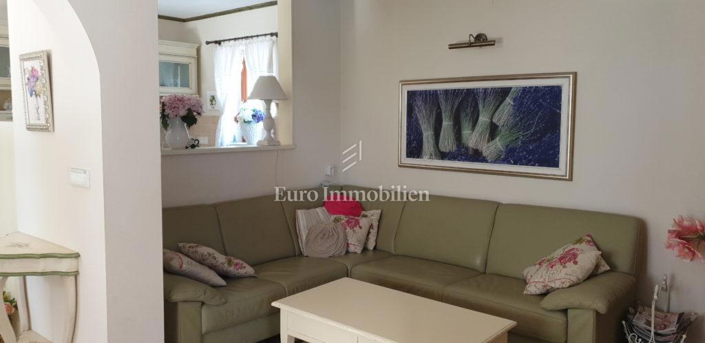 Novalja, otok Pag - vila z bazenom v centru mesta
