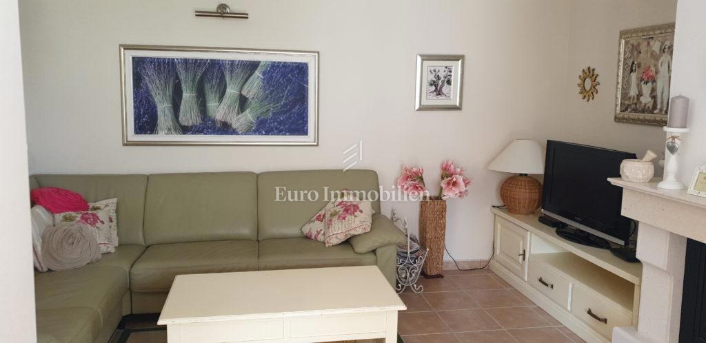 Novalja, otok Pag - vila z bazenom v centru mesta