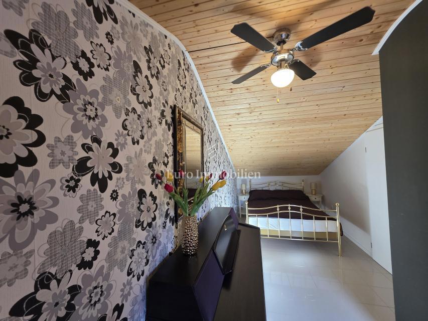 Novi Vinodolski - dvoetažni apartma s čudovitim razgledom