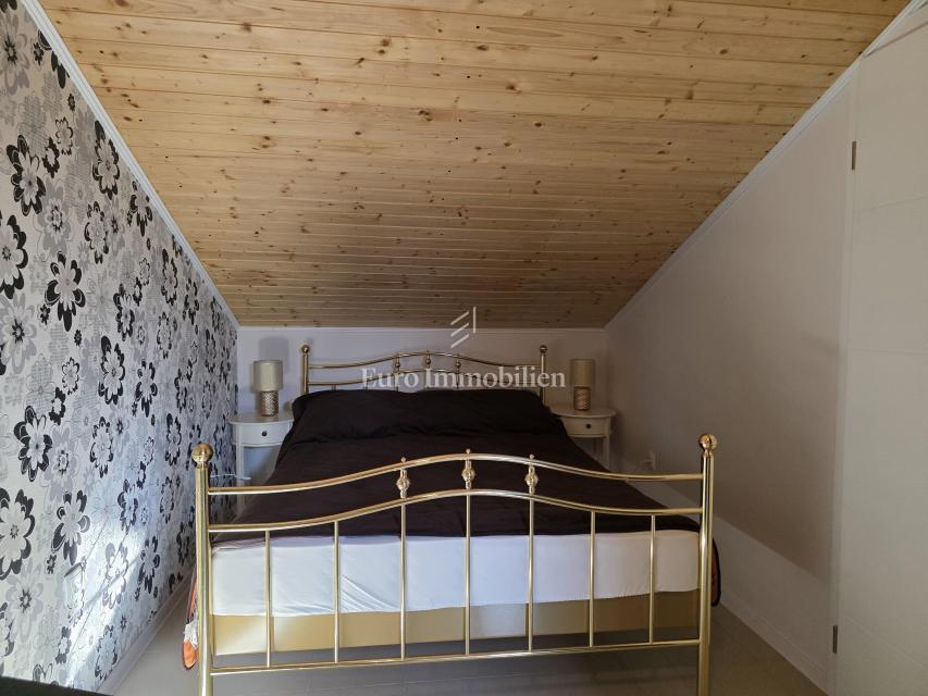 Novi Vinodolski - dvoetažni apartma s čudovitim razgledom