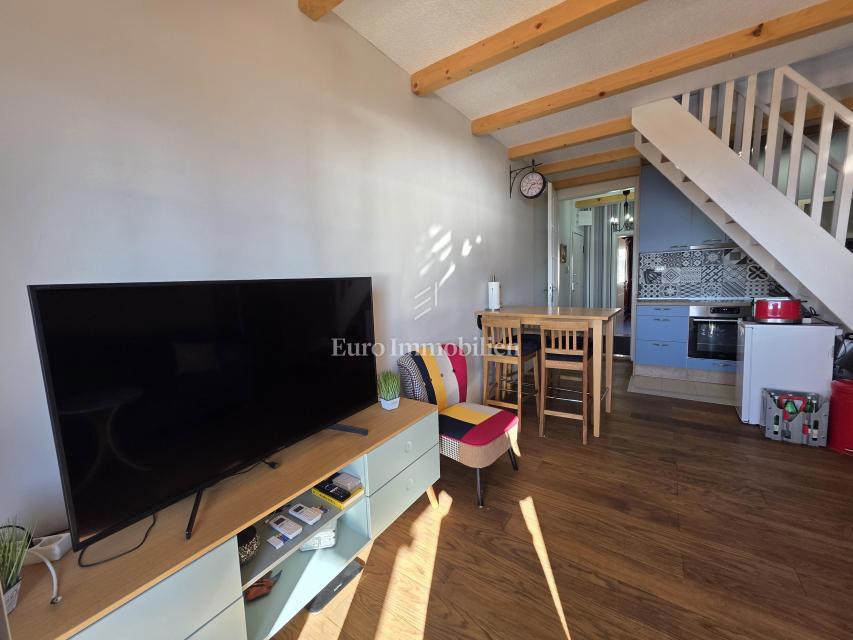 Novi Vinodolski - dvoetažni apartma s čudovitim razgledom
