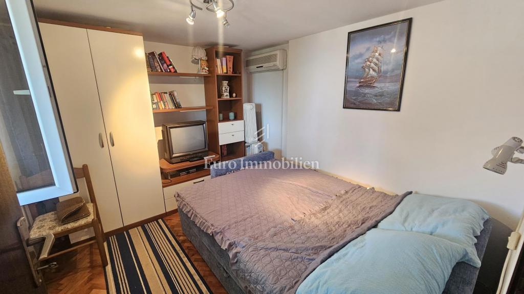 Dramalj - Apartma z vrtom 50 m od plaže
