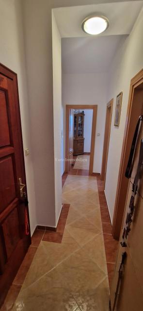 Crikvenica - stanovanje na top lokaciji s parkirnim mestom