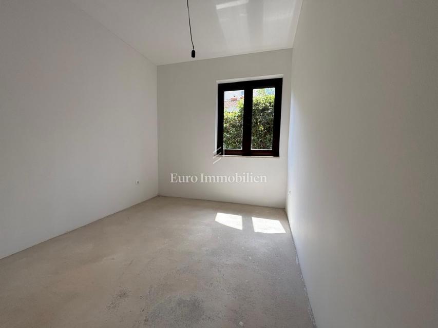 Malinska, otok Krk - apartma v pritličju