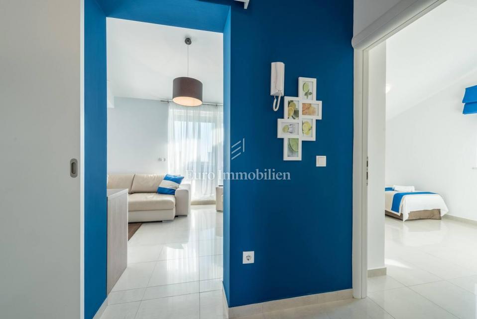 Novalja - penthouse 1. vrsta do morja