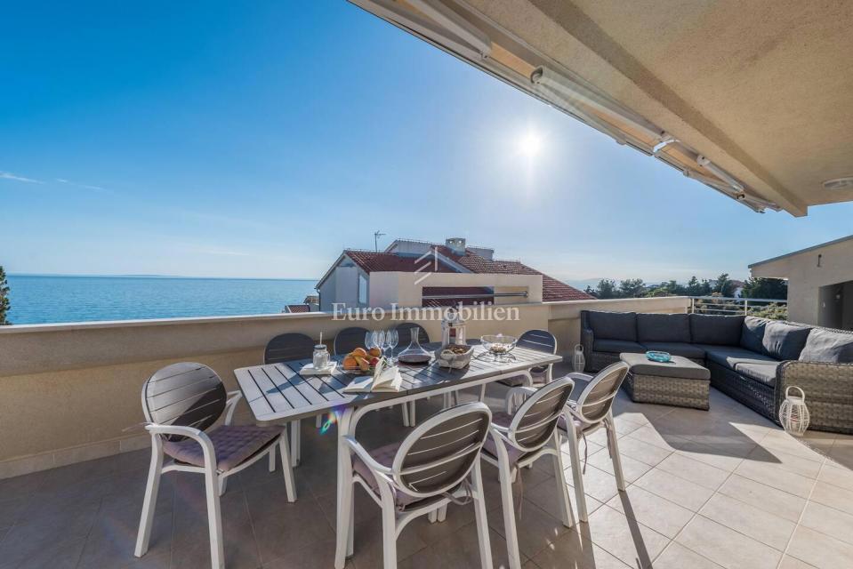 Novalja - penthouse 1. vrsta do morja