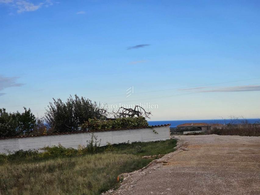 Kaštelir - gradbeno zemljišče s pogledom na morje