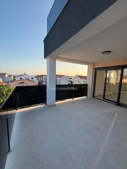 Privlaka - apartma blizu plaže, novogradnja
