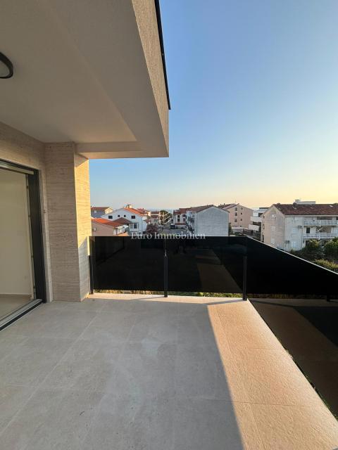 Privlaka - apartma blizu plaže, novogradnja