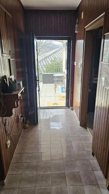 Novi Vinodolski - apartma in dve garsonjeri