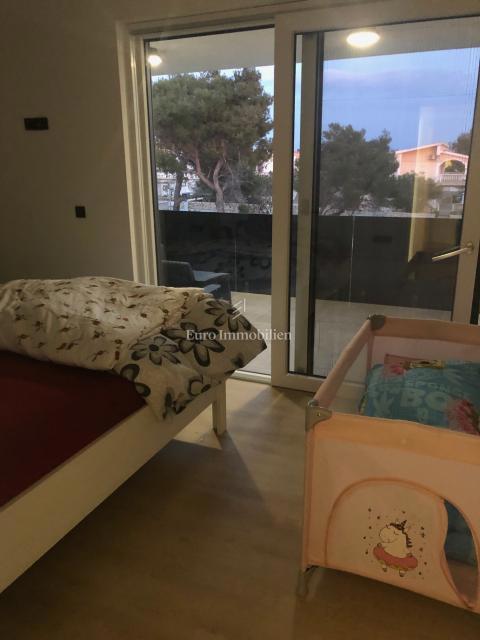 Vir - apartma s pogledom na morje, 100 m od morja
