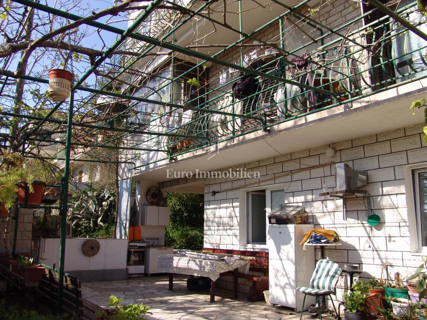 Makarska - stanovanjska hiša s čudovitim razgledom