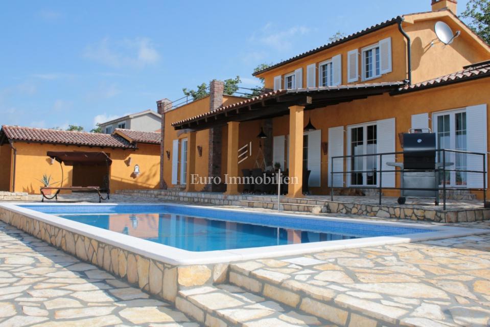 Istra, Labin – Vila z ogrevanim bazenom in pogledom na morje