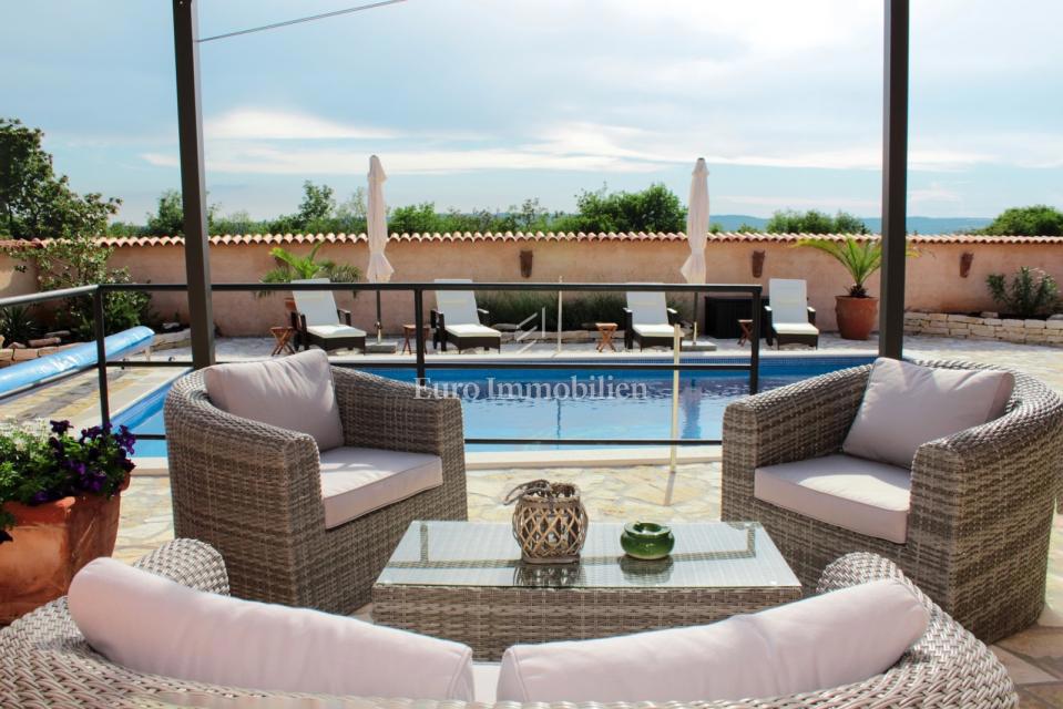 Istra, Labin – Vila z ogrevanim bazenom in pogledom na morje