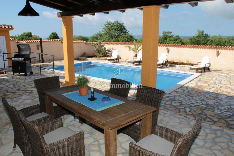 Istra, Labin – Vila z ogrevanim bazenom in pogledom na morje