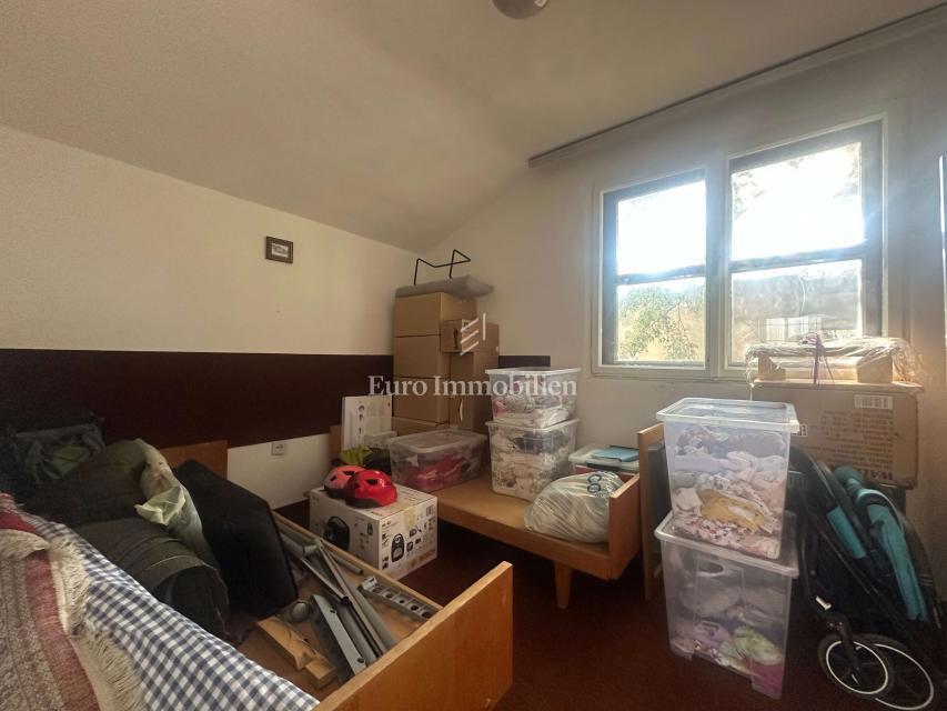 Brist – Samostojna hiša, druga vrsta od morja