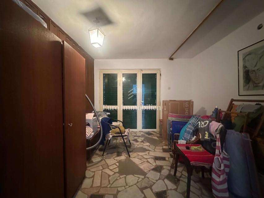 Brist – Samostojna hiša, druga vrsta od morja