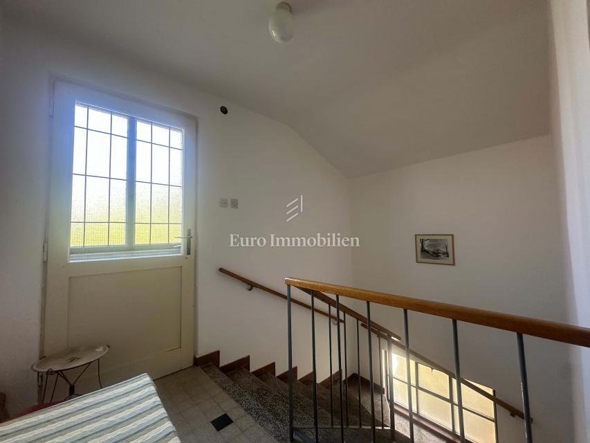 Brist – Samostojna hiša, druga vrsta od morja