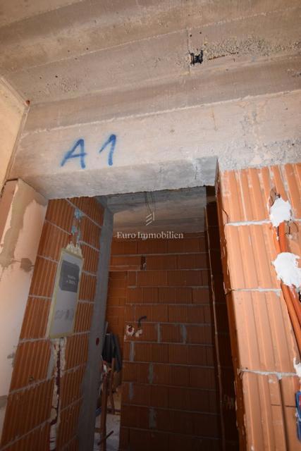 Vodice – Apartma A1 v pritličju blizu plaže