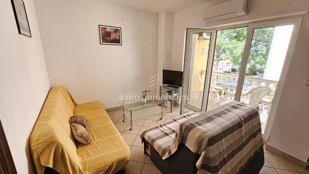 Novi Vinodolski, Apartma 70 metrov od plaže
