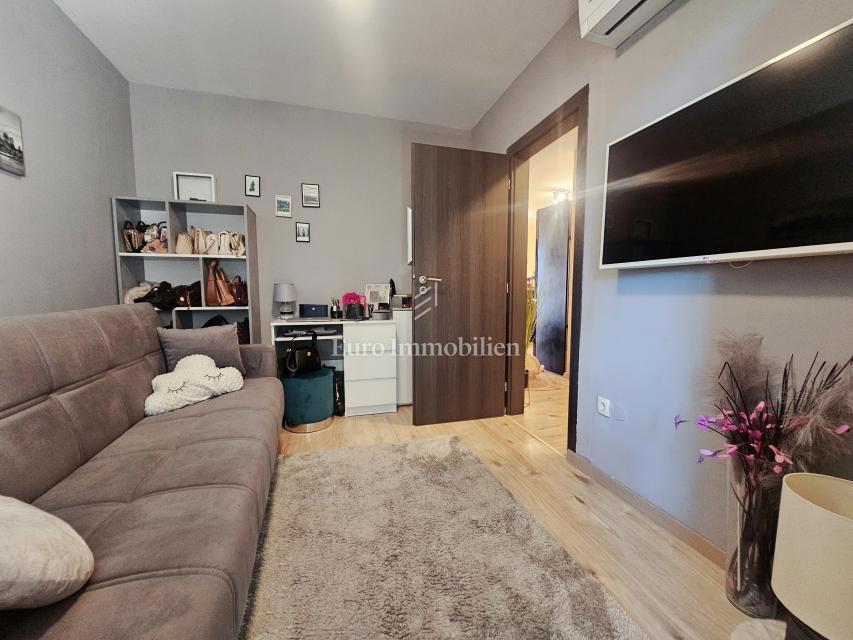 Malinska, Moderno stanovanje s pogledom na morje