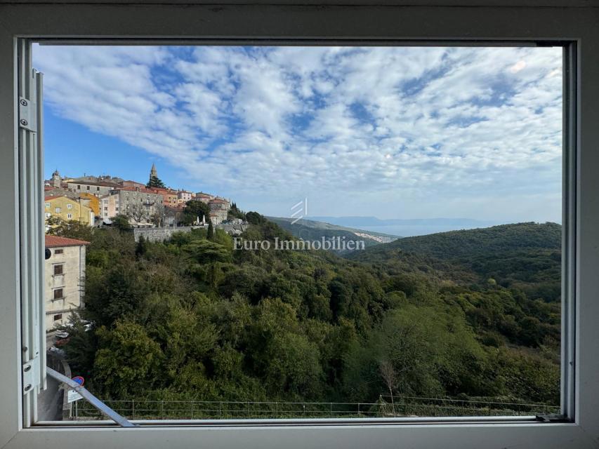 Labin – Čudovito Stanovanje v Starem Mestu